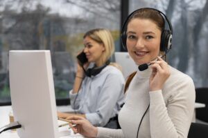 Read more about the article The Benefits of Outsourcing to a Call Center